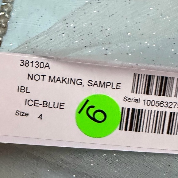 Jovani Prom Elegant Ice Blue Rhinestone Bodice Gown One of a Kind Sample Size 4 - Picture 5 of 6